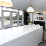 Huur 4 slaapkamer huis van 301 m² in Noordwijkerhout