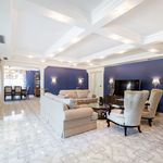 Rent 6 bedroom house of 558 m² in Marbella