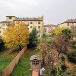 Rent a room of 47 m² in Milano