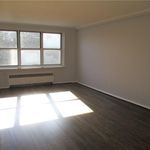 Rent 2 bedroom apartment of 1100 m² in Bronxville
