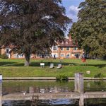 Rent 2 bedroom flat in Staines-upon-Thames