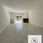 Ενοικίαση δωματίου 250 m² σε Amarousio