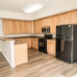 Rent 3 bedroom apartment of 195 m² in California