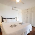 Rent 3 bedroom house of 208 m² in Marbella
