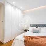Alquilo 3 dormitorio apartamento de 228 m² en Madrid