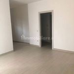 Rent 3 bedroom apartment of 65 m² in Aprilia