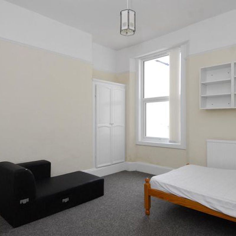 Shared accommodation to rent in Lipson Road, Lipson, Plymouth PL4