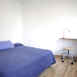 Rent 2 bedroom apartment of 55 m² in Barcelona