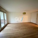Rent 3 bedroom apartment of 62 m² in LilleT