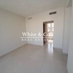 Rent 4 bedroom house of 289 m² in Dubai