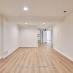 Rent 1 bedroom apartment of 107 m² in Toronto