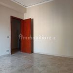 Rent 3 bedroom apartment of 110 m² in Messina