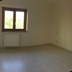 Affitto 3 camera appartamento di 100 m² in Bracciano