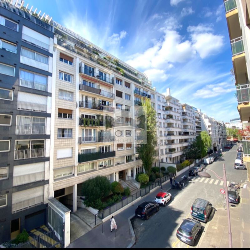 Appartement 71.79m² 3 Pièces - Paris Paris 16ème