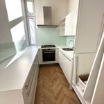 Miete 4 Schlafzimmer wohnung von 129 m² in Wien