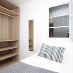 Rent 3 bedroom apartment of 73 m² in Barcelona