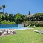 Rent 7 bedroom house of 2200 m² in Marbella