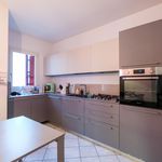 Rent 2 bedroom apartment of 180 m² in Vicenza