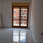 Affitto 3 camera appartamento di 95 m² in Frosinone