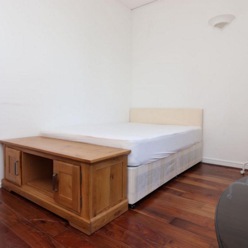 Inviting single bedroom in Greenwich Peninsula
