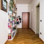 Rent 5 bedroom apartment of 135 m² in Milan