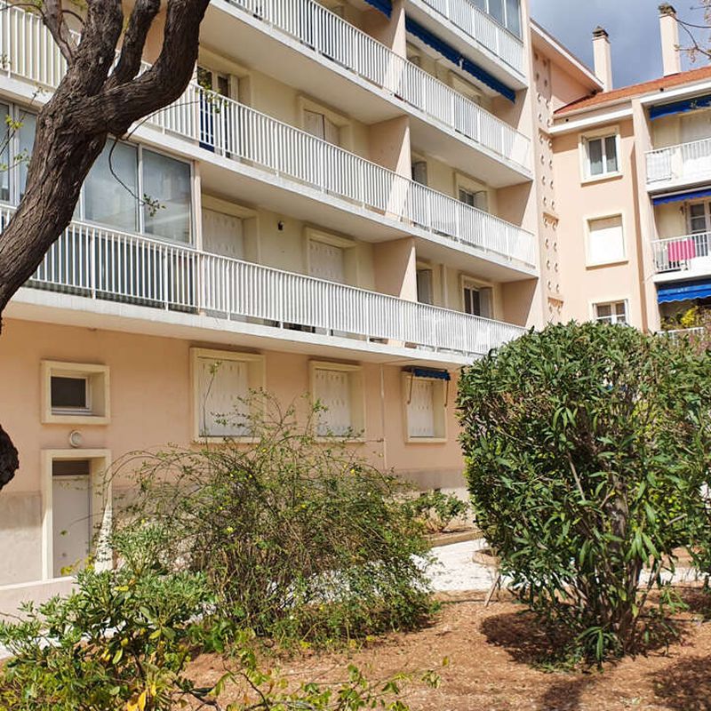 Location appartement 3 pièces 58 m² Toulon (83000)