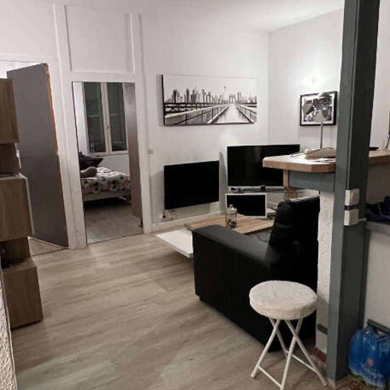 Location appartement 3 pièces 44 m² Auxerre (89000)