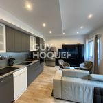 Rent 2 bedroom apartment of 48 m² in Suresnes