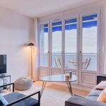 Appartement de 69 m² avec 4 chambre(s) en location à Vénissieux