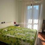 Affitto 4 camera appartamento di 200 m² in Varese