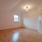 Rent 3 bedroom apartment of 97 m² in Wippenham