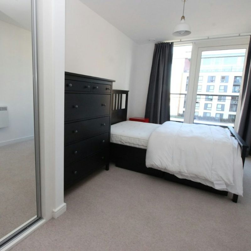 Flat to rent on Davaar House, Ferry Court Cardiff Bay,  Cardiff,  CF11, United kingdom Penarth Flats