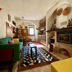Rent 3 bedroom apartment of 65 m² in Rocca di Mezzo