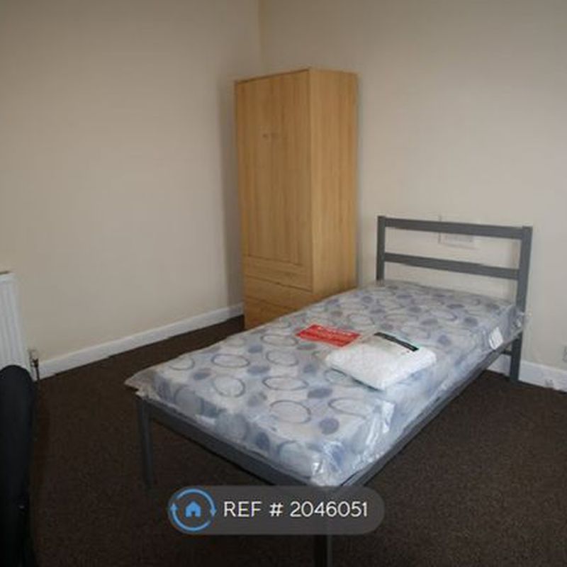 Room to rent in West Square, Scarborough YO11