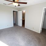 Rent 2 bedroom house of 107 m² in Travis