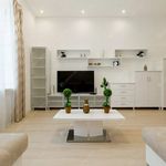 Rent 3 bedroom apartment of 79 m² in Budapest
