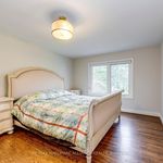Rent 4 bedroom apartment of 500 m² in Oakville