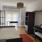 Rent 3 bedroom apartment of 117 m² in União das Freguesias de Caldas da Rainha - Santo Onofre e Serra do Bouro