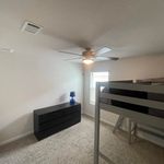Rent 4 bedroom apartment of 166 m² in Milton
