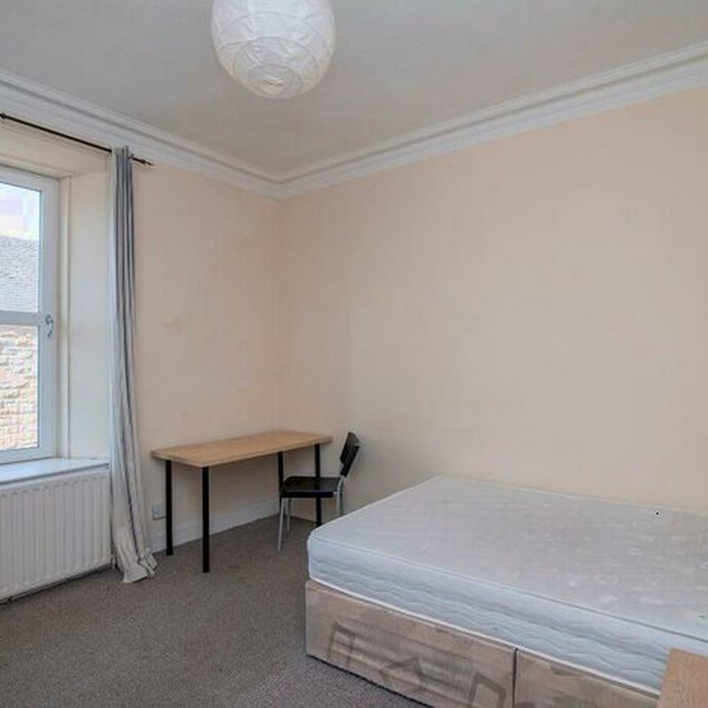 3 Bedroom Flat To Rent In James Street, Riverside, Stirling, FK8