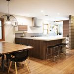 Rent 4 bedroom apartment of 159 m² in Sherman Oaks
