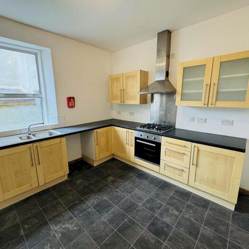 2 Bedroom Flat To Rent In Priory St, Carmarthen, SA31