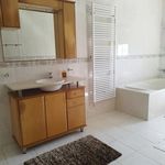 Rent 3 bedroom house of 130 m² in Ortigosa