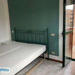 Rent 4 bedroom apartment of 120 m² in Milan
