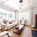 Rent 5 bedroom house of 329 m² in Brussels