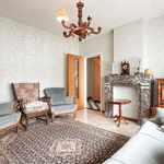 Rent 4 bedroom house of 179 m² in Beringen