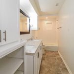 Rent 3 bedroom house of 209 m² in Galveston