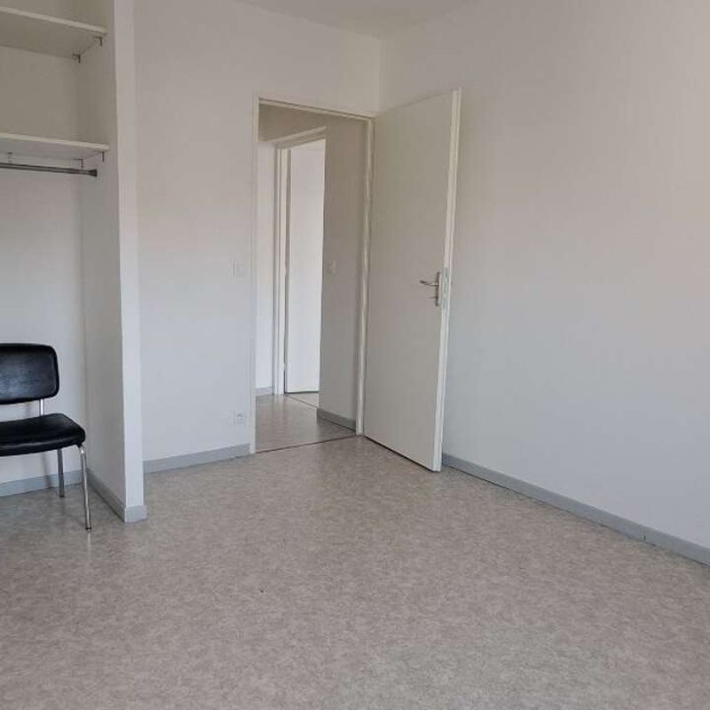 Location appartement 2 pièces 45 m² Carmaux (81400)