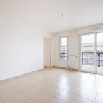 Rent 2 bedroom apartment of 42 m² in Suresnes