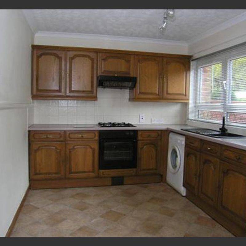 2 bedroom end of terrace house for rent